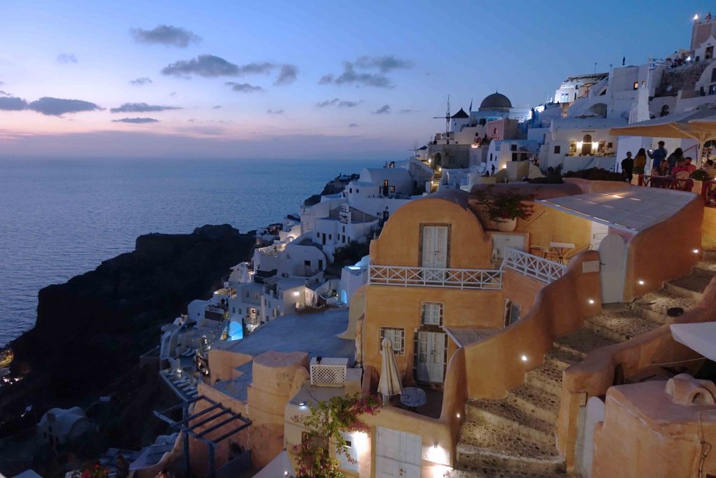 dopo-tramonto-oia-santorini